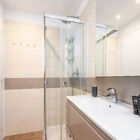 Apartamento With Terrace And View